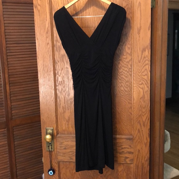Cabi 108 Monroe V neck black ruched dress Small - Picture 7 of 8
